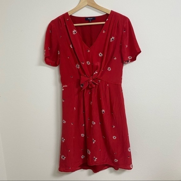 Madewell Red Tie-front Silk floral casual dress - Picture 9 of 9